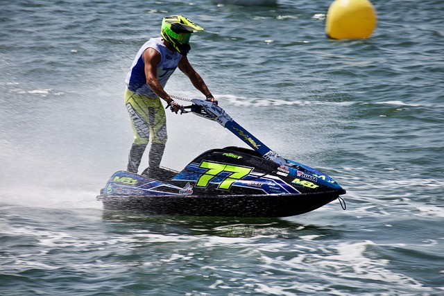 在商讨一个 在商讨一个